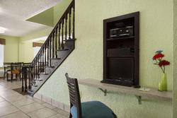 Clarion Pointe Jasper