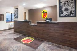 Super 8 by Wyndham Jamestown