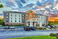 Holiday Inn Express Hotel & Suites Morristown