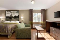 Super 8 by Wyndham Lake Charles Northeast