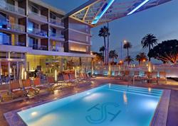 Shore Hotel