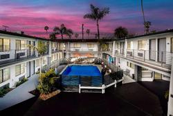 Sunset West Hotel, SureStay Collection By BW