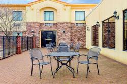 La Quinta Inn & Suites West Long Branch