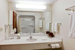 Hawthorn Suites By Wyndham Louisville East