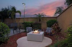 Courtyard Lakeland