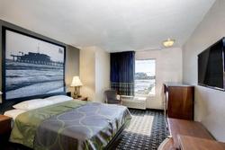 Super 8 Motel - Westminister