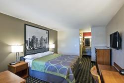 Super 8 Motel - Westminister