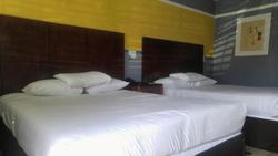 Riviera Motel