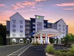 Holiday Inn Express & Suites Lakeland North I-4