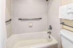 Days Inn by Wyndham Leesville