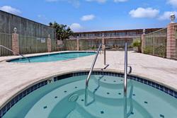Travelodge by Wyndham Pasadena Central