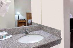 Travelodge by Wyndham Pasadena Central