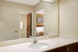 Days Inn by Wyndham Norton