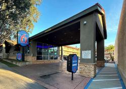 Motel 6 Pasadena, CA – Old Town Pasadena Area