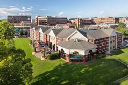 Courtyard La Crosse Downtown/Mississippi Riverfron