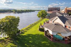 Courtyard La Crosse Downtown/Mississippi Riverfron