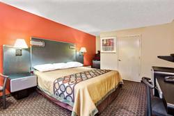 Super 8 by Wyndham Kissimmee/Maingate/Orlando Area