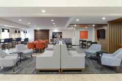 Holiday Inn Express & Suites Marysville