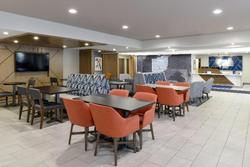 Holiday Inn Express & Suites Marysville