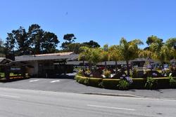Padre Oaks Hotel