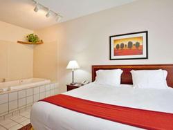 Baymont Inn & Suites Merrillville