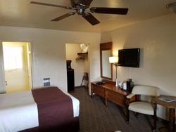 Lone Oak Lodge