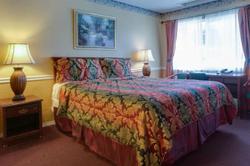 Monterey Pines Inn