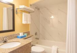 Travelodge by Wyndham Muskegon