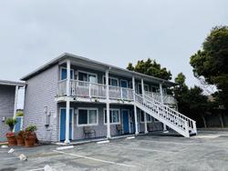 Monterey Bay Lodge