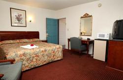 Candle Bay Inn