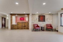 Red Roof Inn & Suites Newport - Middletown, RI