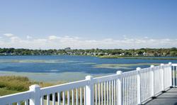 Newport Beach Hotel & Suites