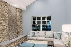 Howard Johnson by Wyndham Middletown Newport Area