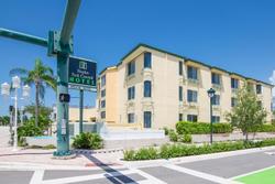Naples Park Central