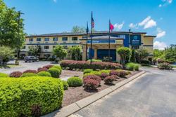 Clarion Pointe Franklin - Nashville Area