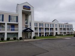 Travelodge by Wyndham Lansing IL