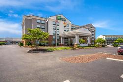 Holiday Inn Express & Suites Ocean City