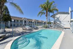 Americas Best Value Inn & Suites Ontario
