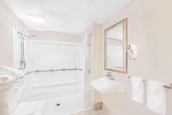 Days Inn by Wyndham Springfield/Phil.Intl Airport