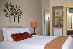 Inn At Deep Canyon