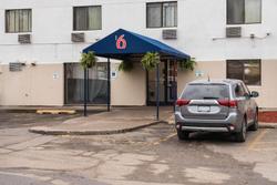 Super 8 Saint Paul