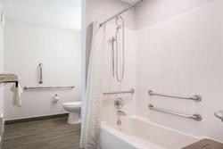 Microtel Inn & Suites By Wyndham Rochester Mayo C