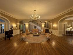 Inn on Broadway