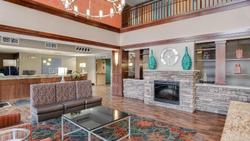 Holiday Inn Express & Suites St. Cloud