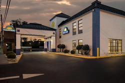 Days Inn by Wyndham Salem