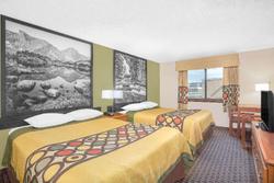 Super 8 by Wyndham Riverton