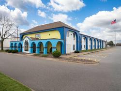 Days Inn by Wyndham Austin