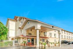 Super 8 by Wyndham San Antonio/Fiesta