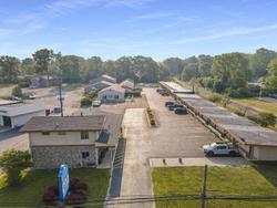 Great Lakes Inn and Suites