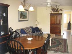 Lido Islander Inn and Suites